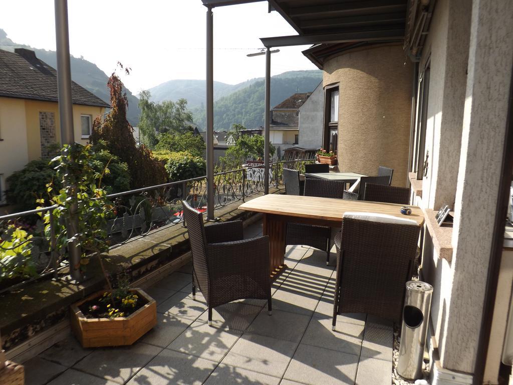 B&B Pension Winzerhaus Zell-Mosel Bagian luar foto