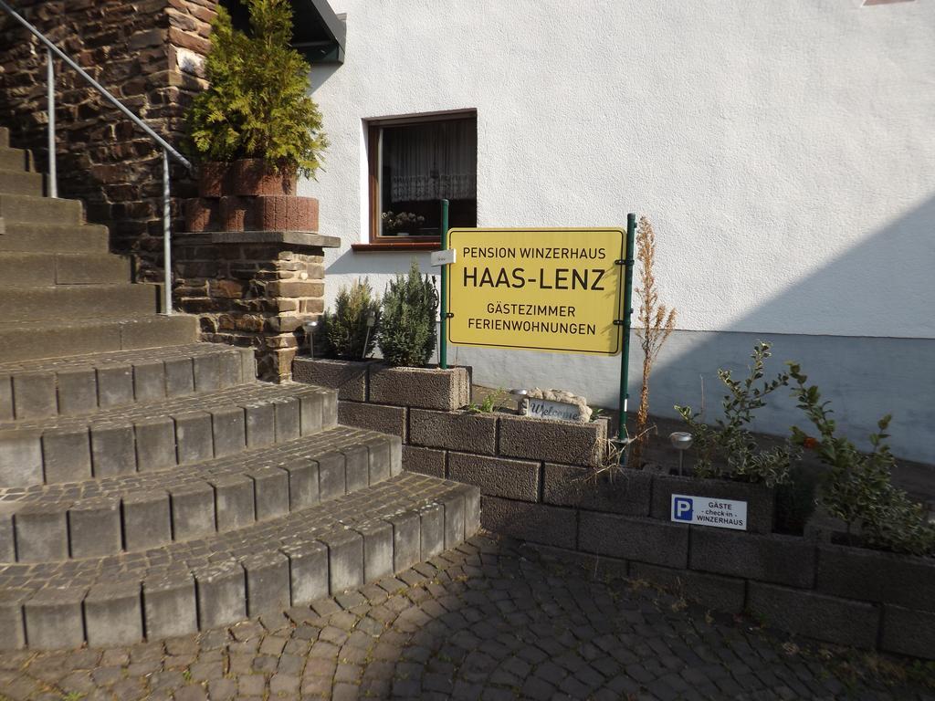 B&B Pension Winzerhaus Zell-Mosel Bagian luar foto